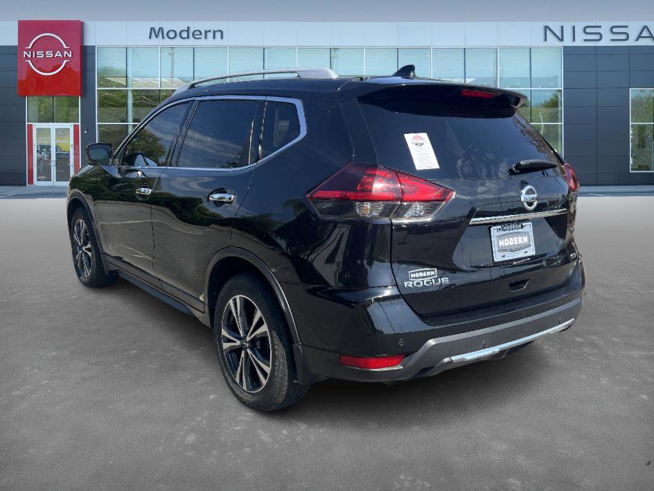 2019 Nissan Rogue SV photo 7