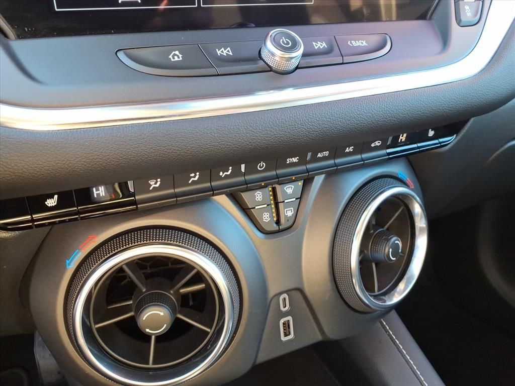 2025 CHEVROLET BLAZER - Image 12