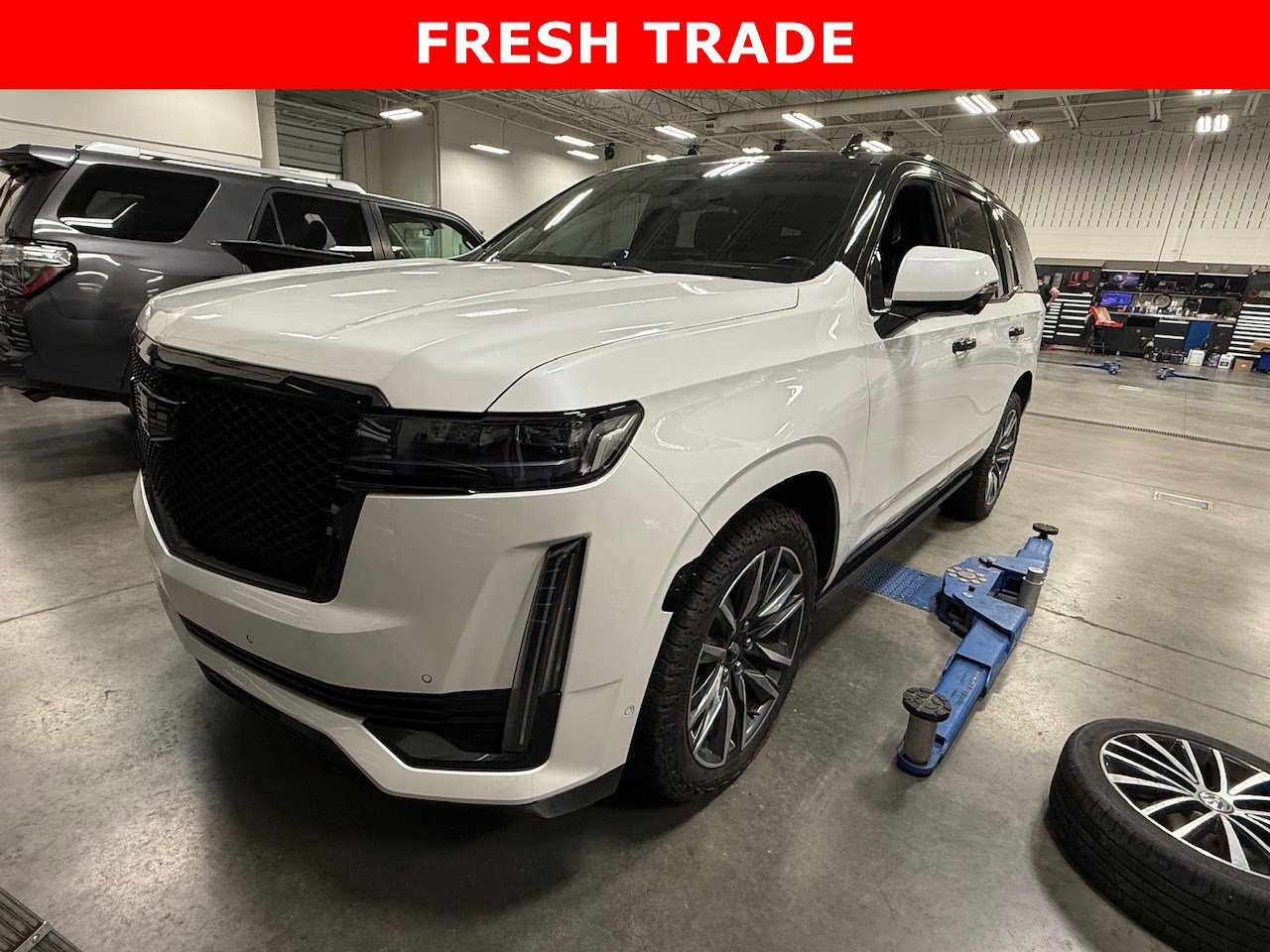 2021 Cadillac Escalade Sport Platinum's photo