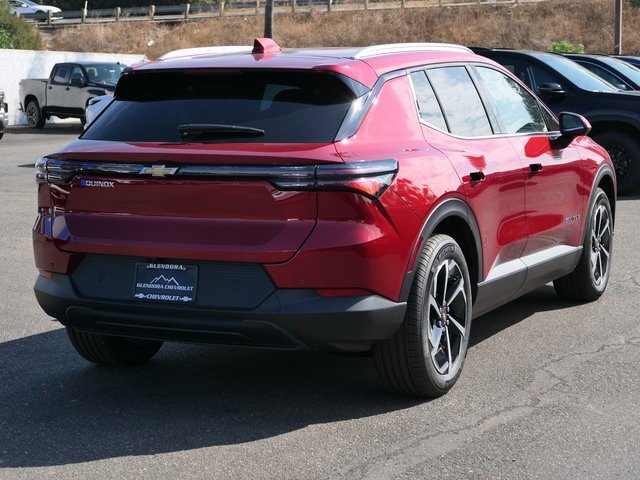 2026 Chevrolet Equinox LT photo 3