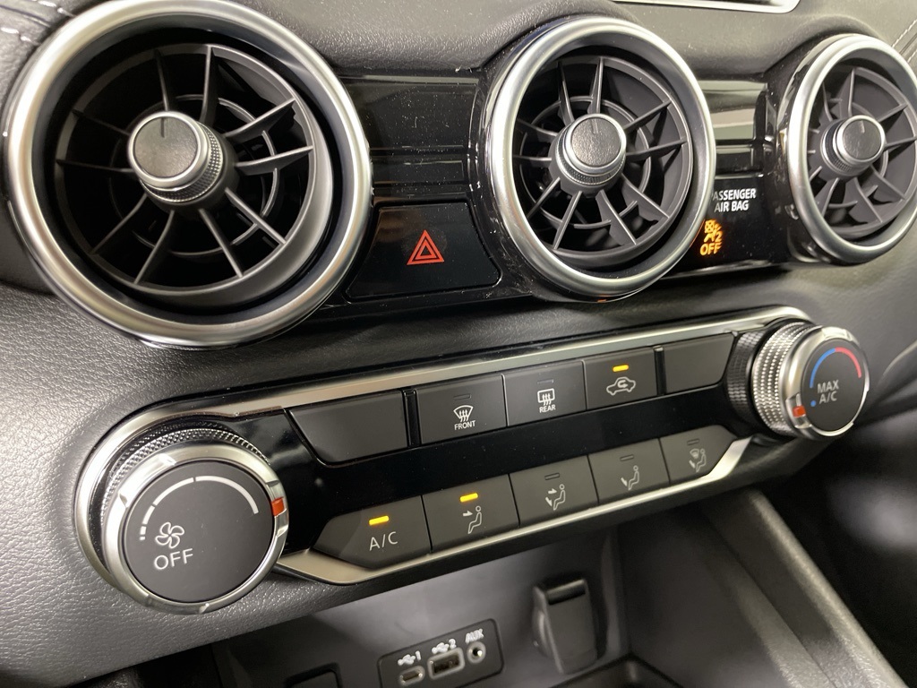 2025 Nissan Sentra SV photo 28