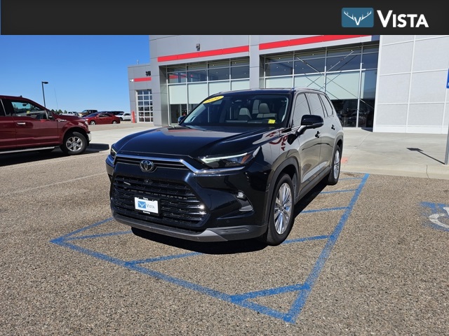 2024 Toyota Grand Highlander Platinum's photo