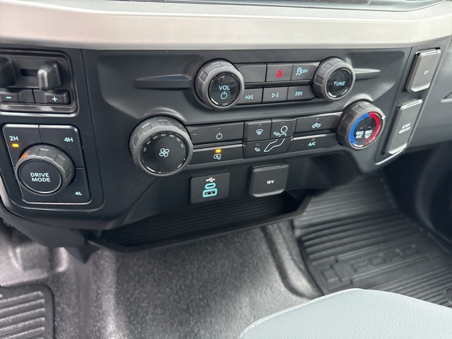 2025 Ford F-550 XL photo 18
