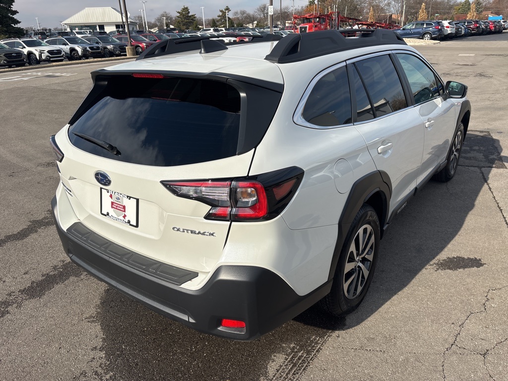 2025 Subaru Outback Premium photo 3