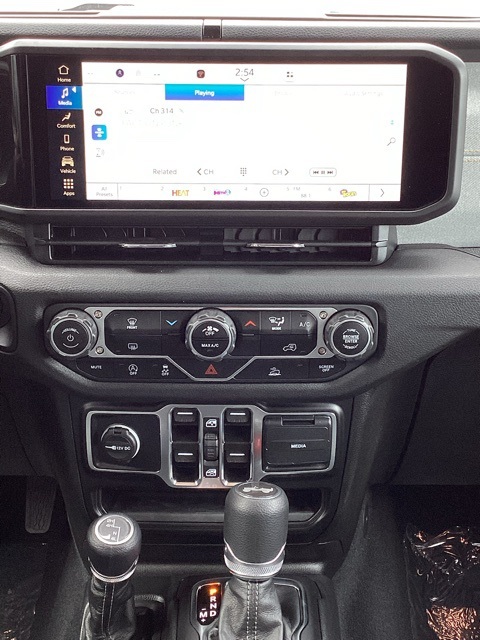 2025 Jeep Wrangler Sport S photo 11