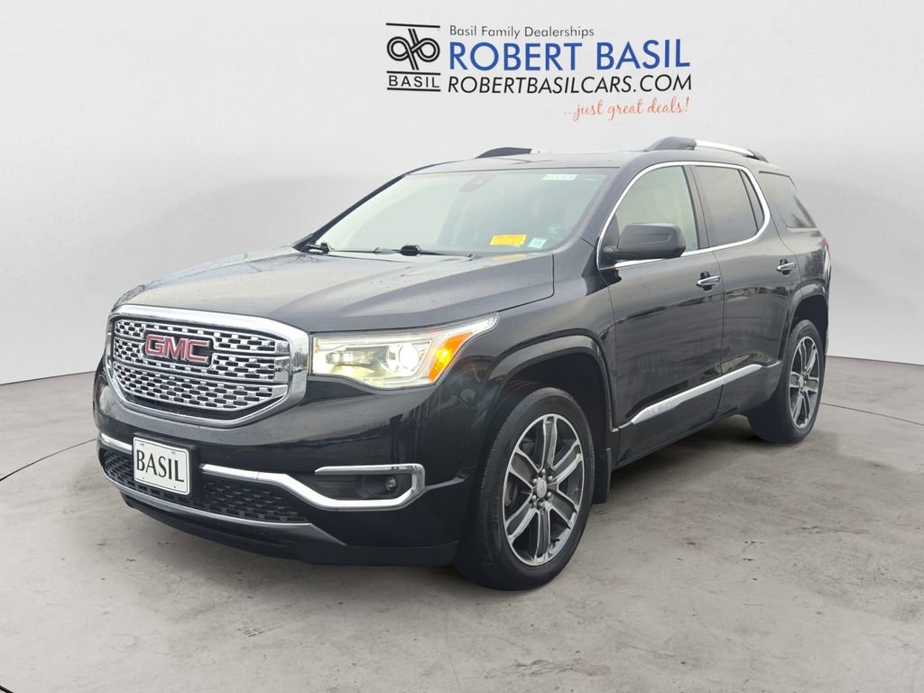 2019 GMC Acadia Denali's photo