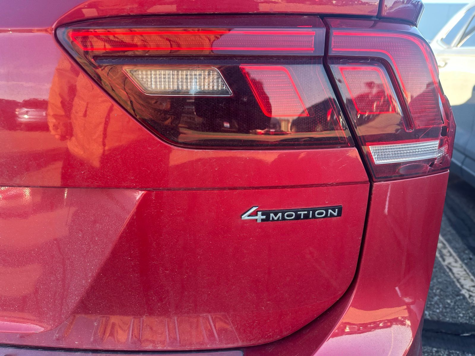 2022 Volkswagen Tiguan SE photo 4