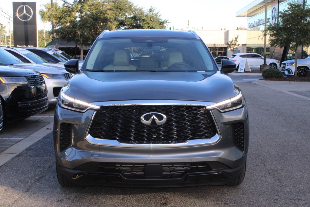 2025 Infiniti QX60 Luxe photo 2