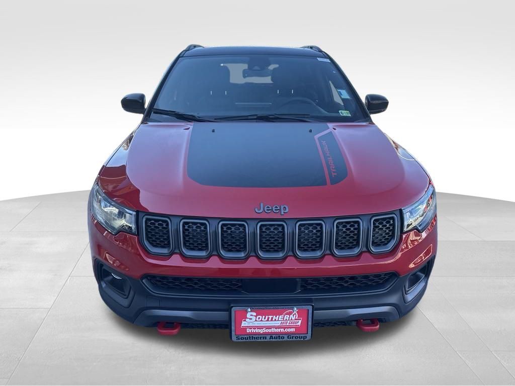 2024 Jeep Compass Trailhawk photo 3