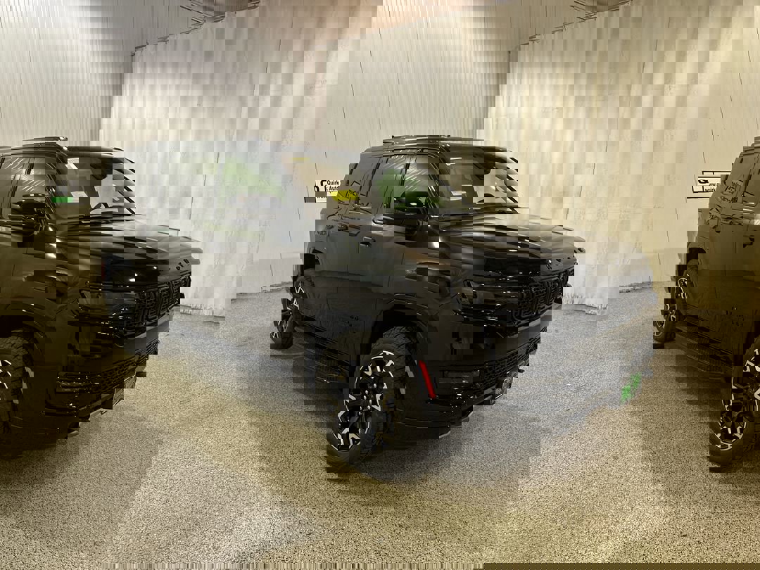 2025 Jeep Wagoneer Series II's photo