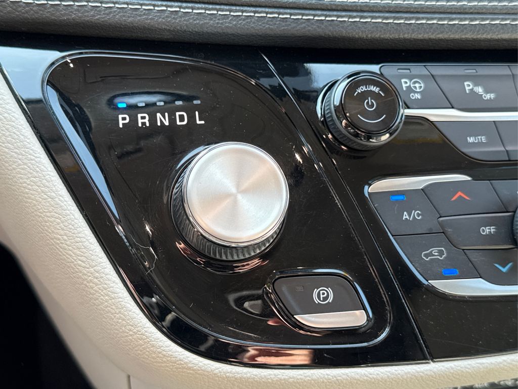 2021 Chrysler Pacifica Hybrid Touring L photo 31