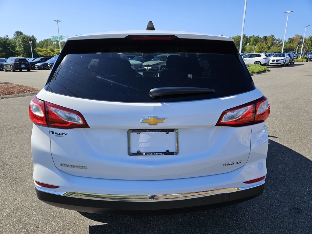 2018 Chevrolet Equinox LT photo 3