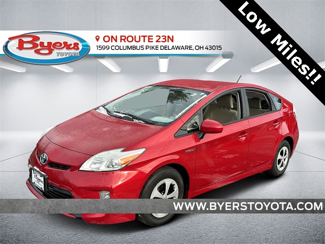 2014 Toyota Prius Three's photo
