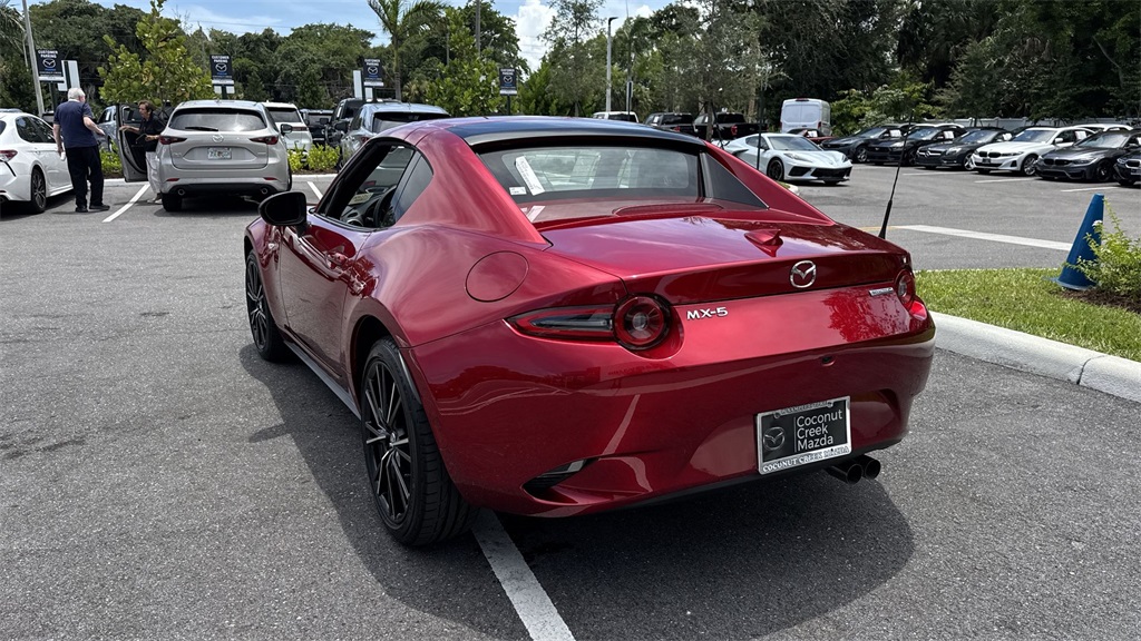 2025 Mazda MX-5 Miata Miata RF Grand Touring photo 13