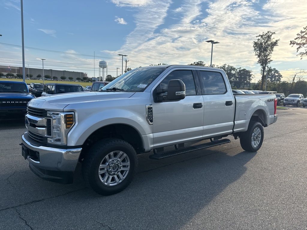 2019 Ford F-250 XLT photo 3
