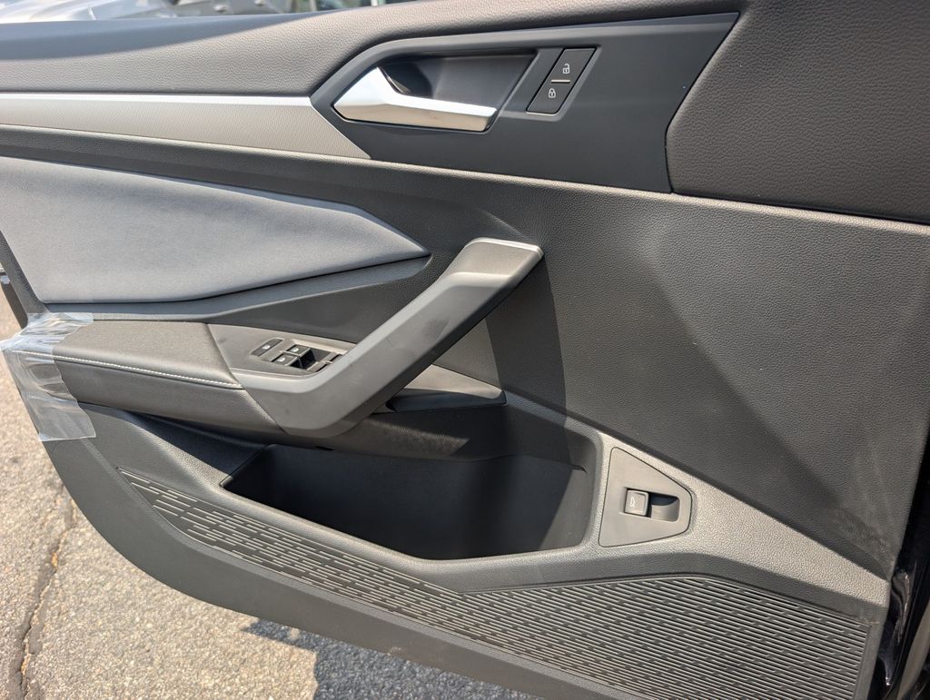 2025 Volkswagen Jetta 1.5T SE photo 18