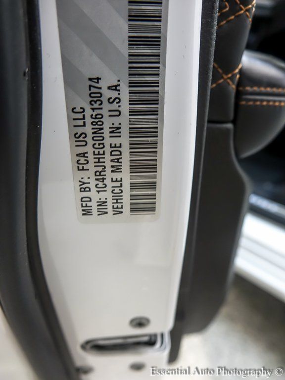 2022 JEEP GRAND CHEROKEE - Image 31