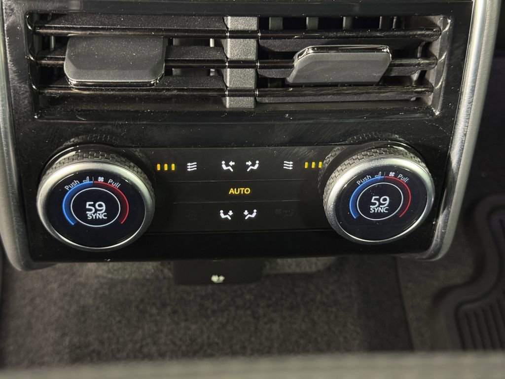 2023 Land Rover Range Rover Autobiography photo 24