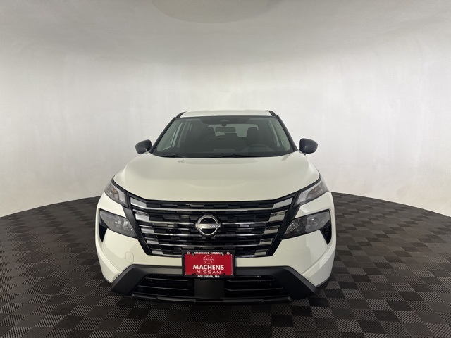 2026 Nissan Rogue S photo 2