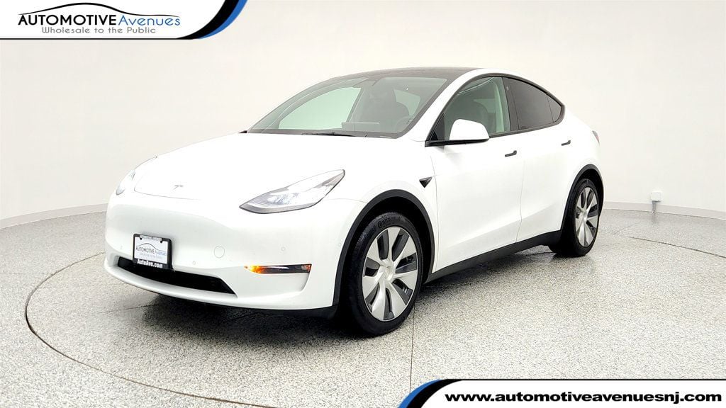 2021 Tesla Model Y Standard Range's photo