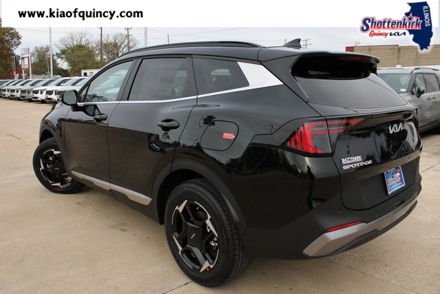 2026 Kia Sportage EX photo 4