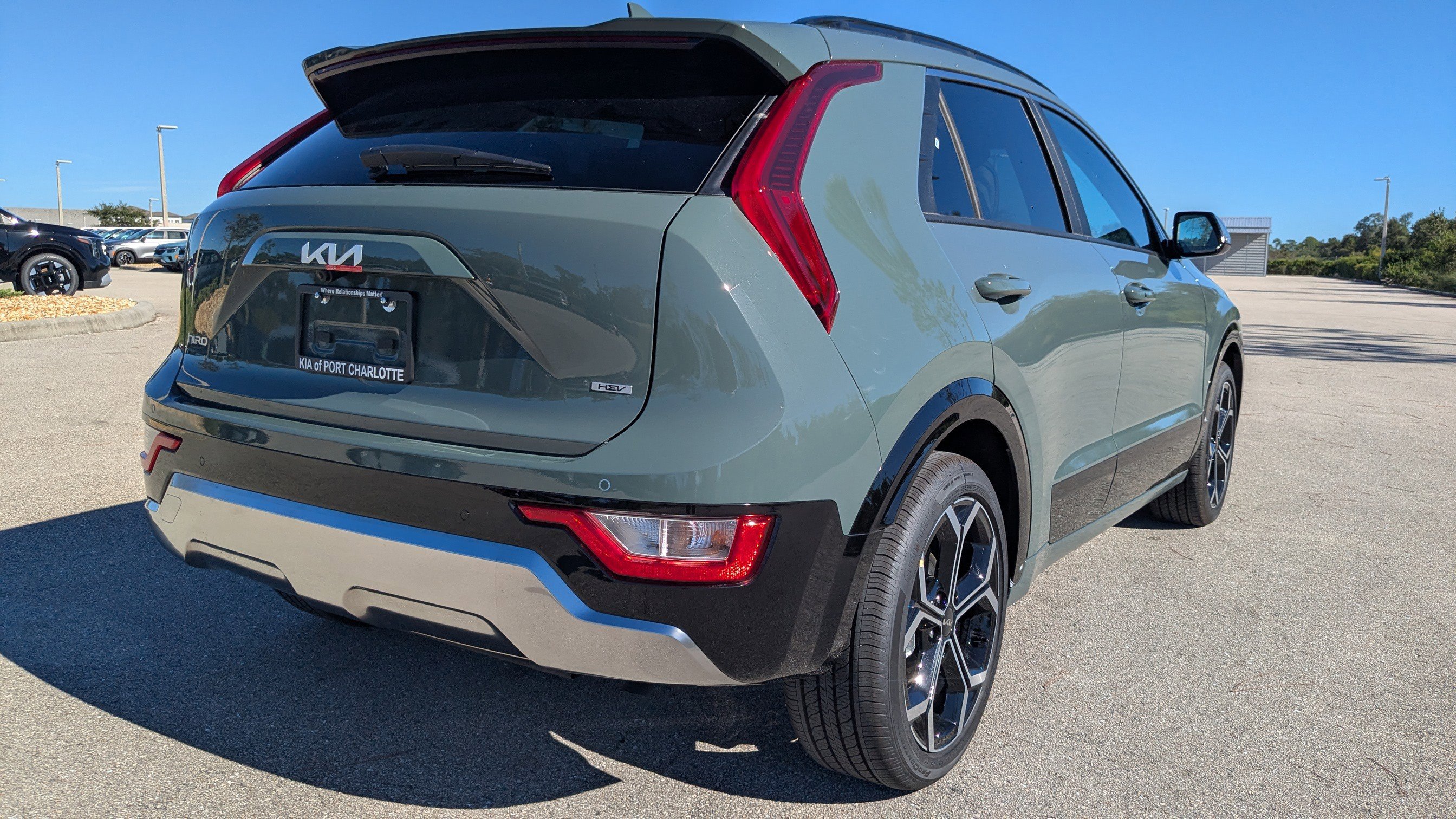 2025 Kia Niro EX Touring photo 4