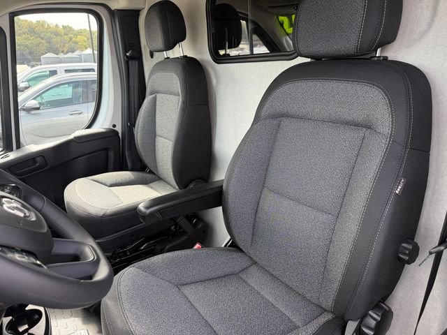 2026 Ram ProMaster 2500 photo 18