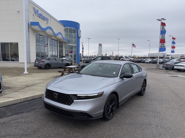 2025 Honda Accord SE's photo