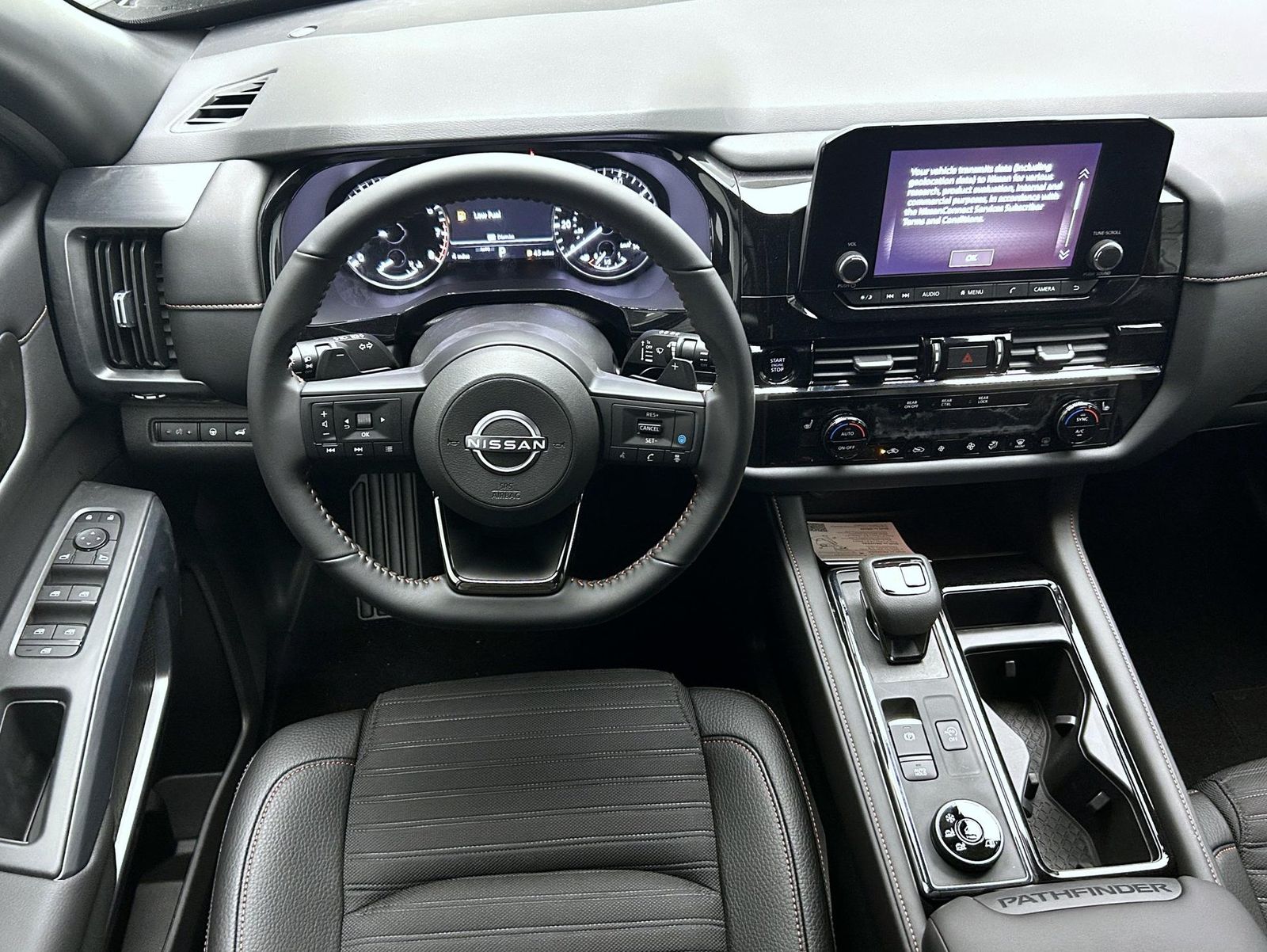 2025 Nissan Pathfinder Rock Creek photo 12