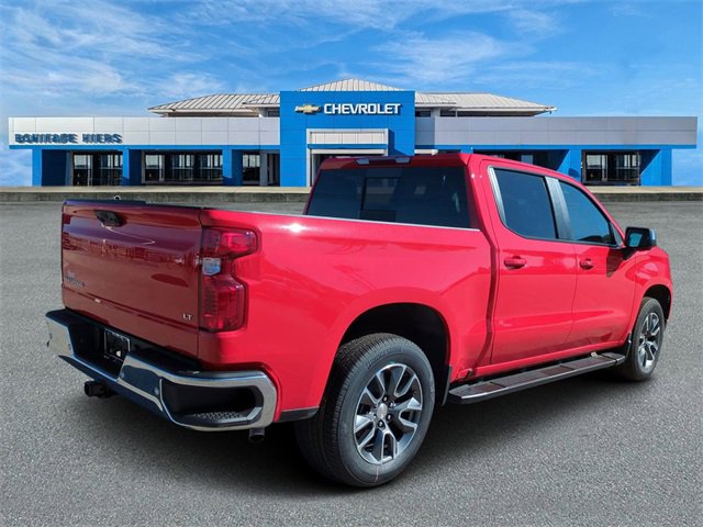 2025 Chevrolet Silverado LT photo 3