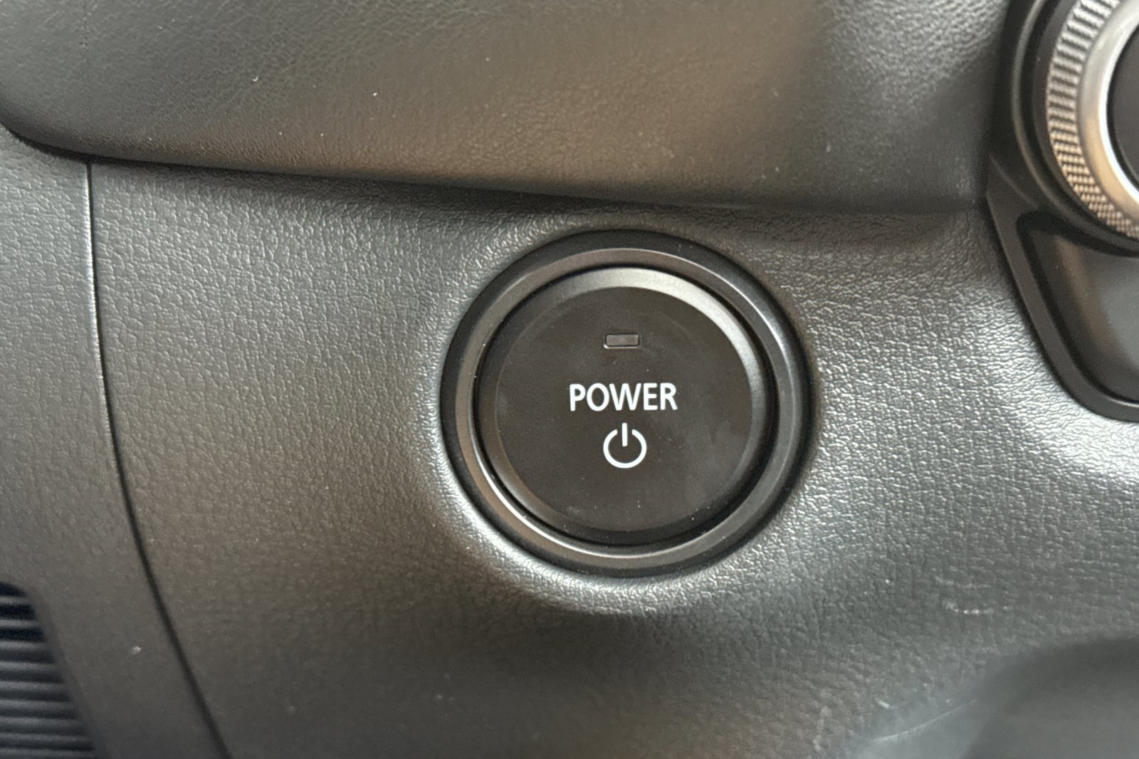 2025 Mazda CX-50 Premium photo 18