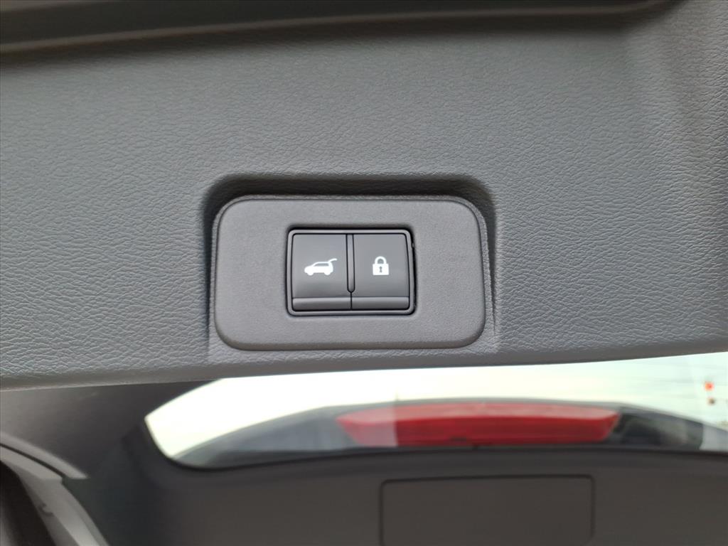 2024 Nissan Rogue Platinum photo 25