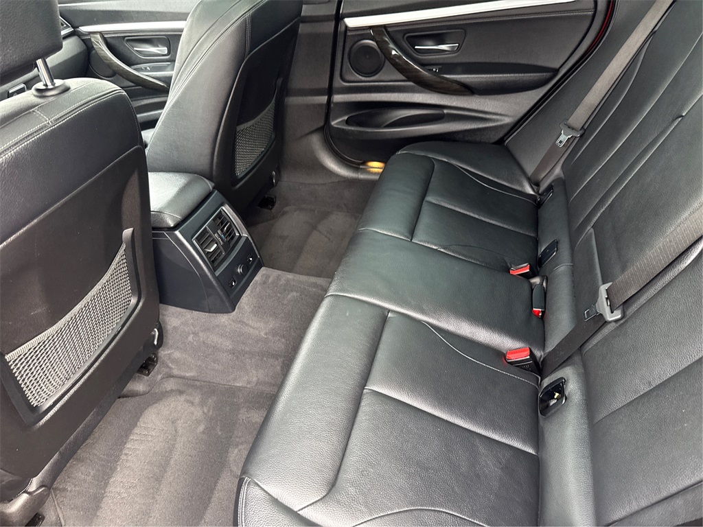 2017 Bmw 330i xDrive GT photo 10