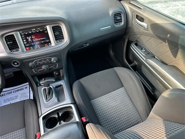 2023 Dodge Charger R/T photo 17