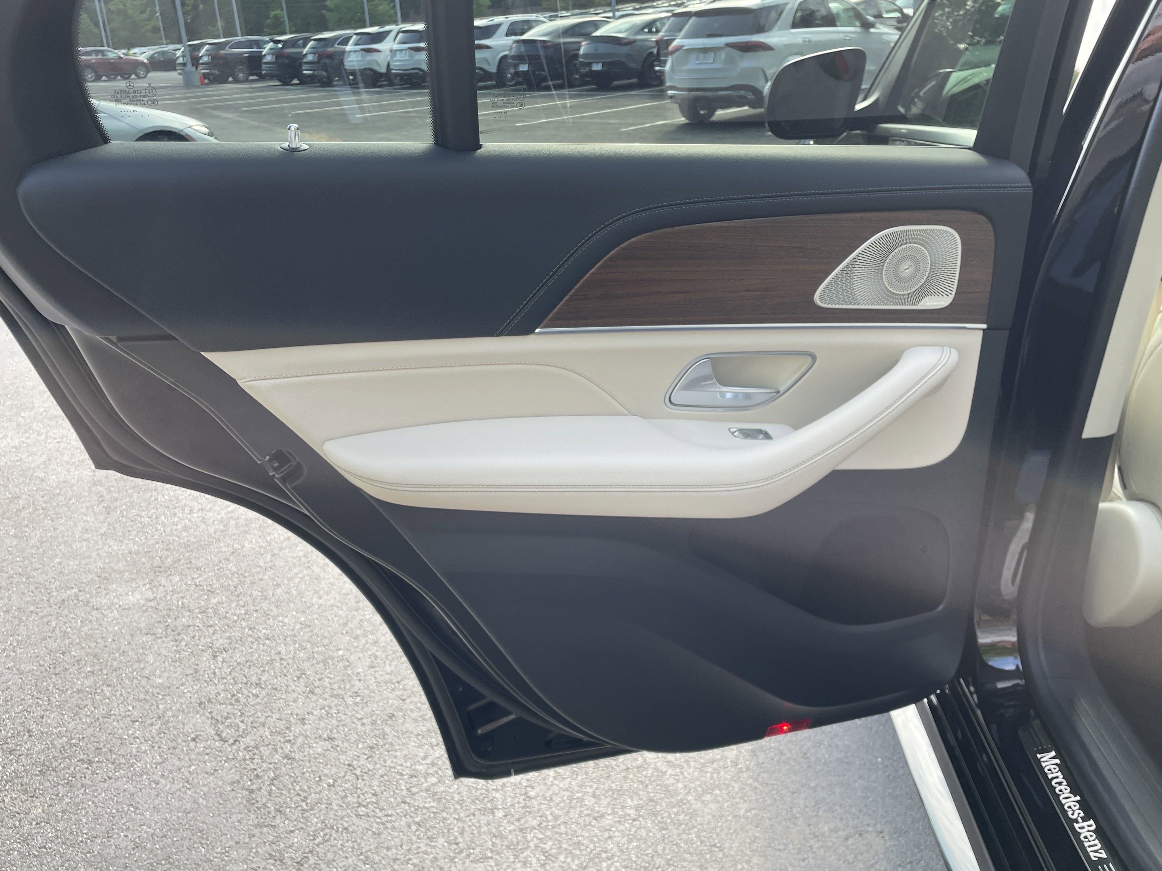 2025 Mercedes Benz GLE 350 photo 22