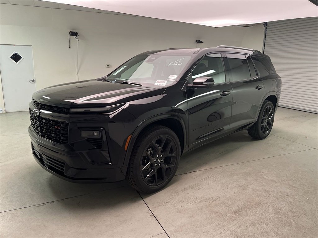 2026 Chevrolet Traverse RS photo 3