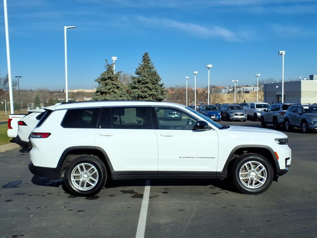 Used 2022 Jeep Grand Cherokee L Laredo with VIN 1C4RJKAG5N8626275 for sale in Burnsville, Minnesota