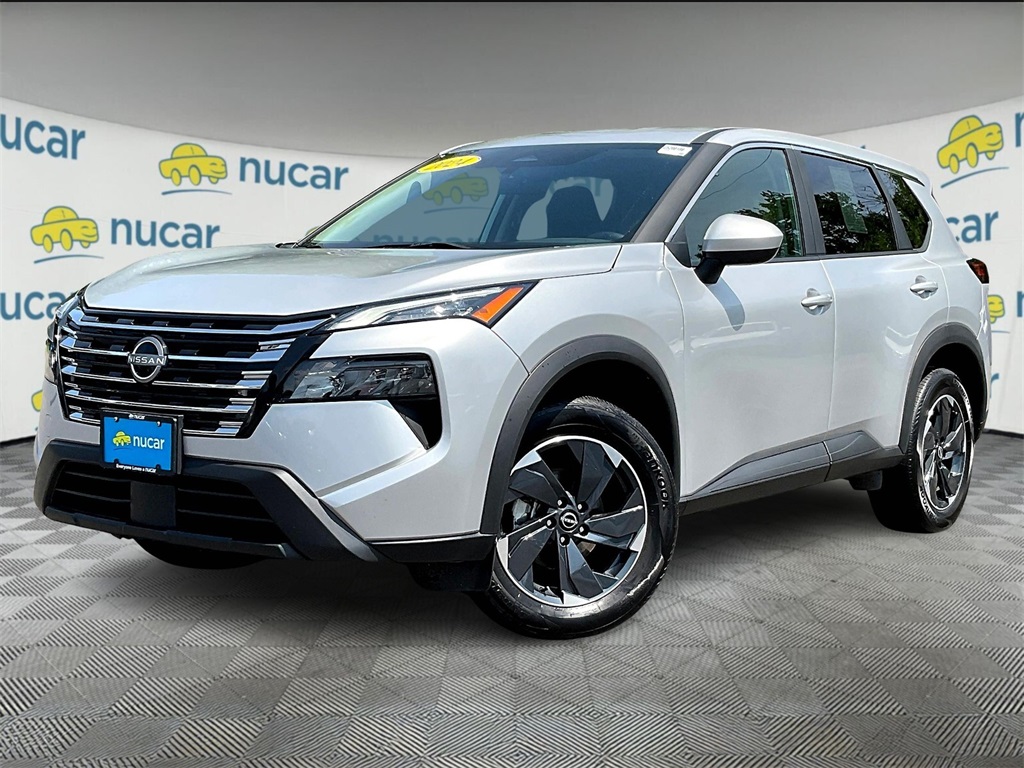 2024 Nissan Rogue SV photo 2