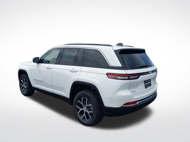 2025 Jeep Grand Cherokee Limited photo 17