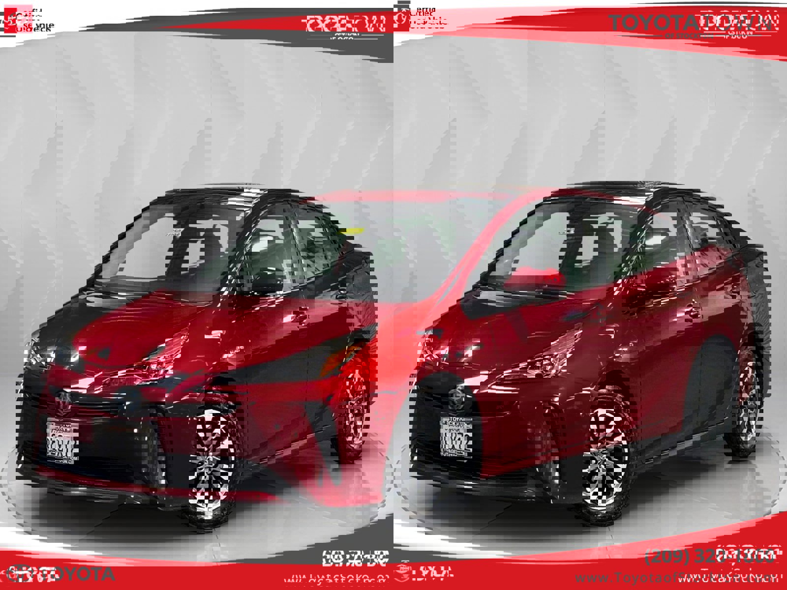 2019 Toyota Prius XLE's photo