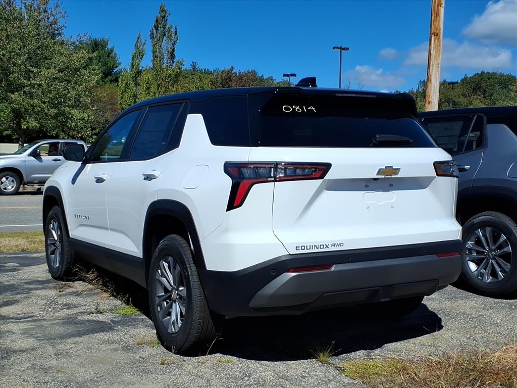2026 Chevrolet Equinox LT photo 5