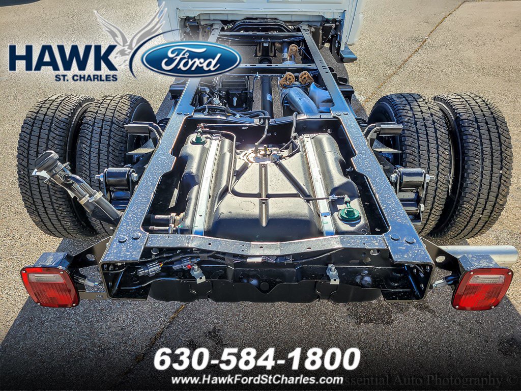 2026 FORD F-350 - Image 12