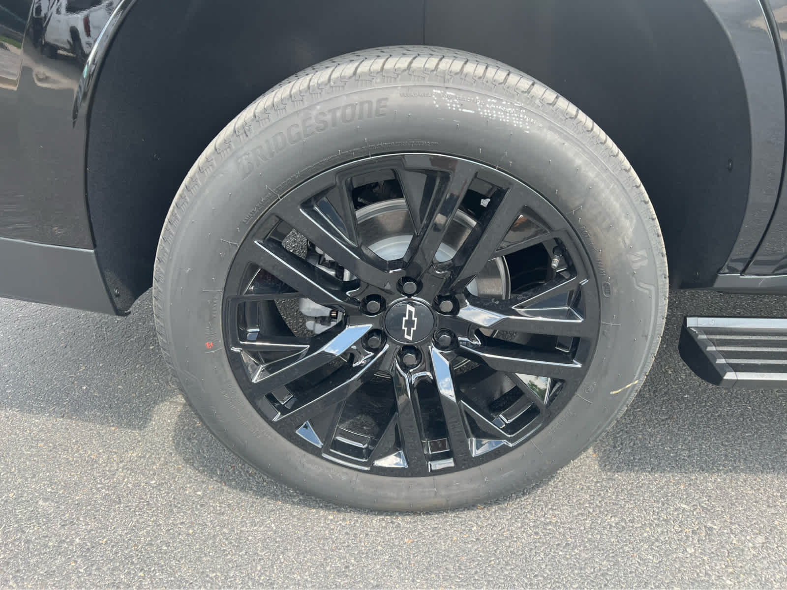 2025 Chevrolet Tahoe Premier photo 9