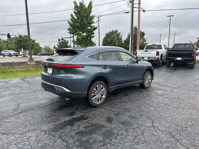 2021 Toyota Venza XLE photo 6