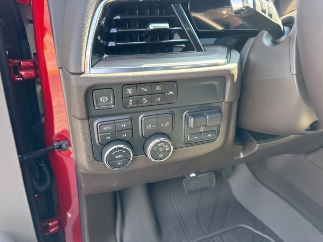 2025 Chevrolet Tahoe Z71 photo 27