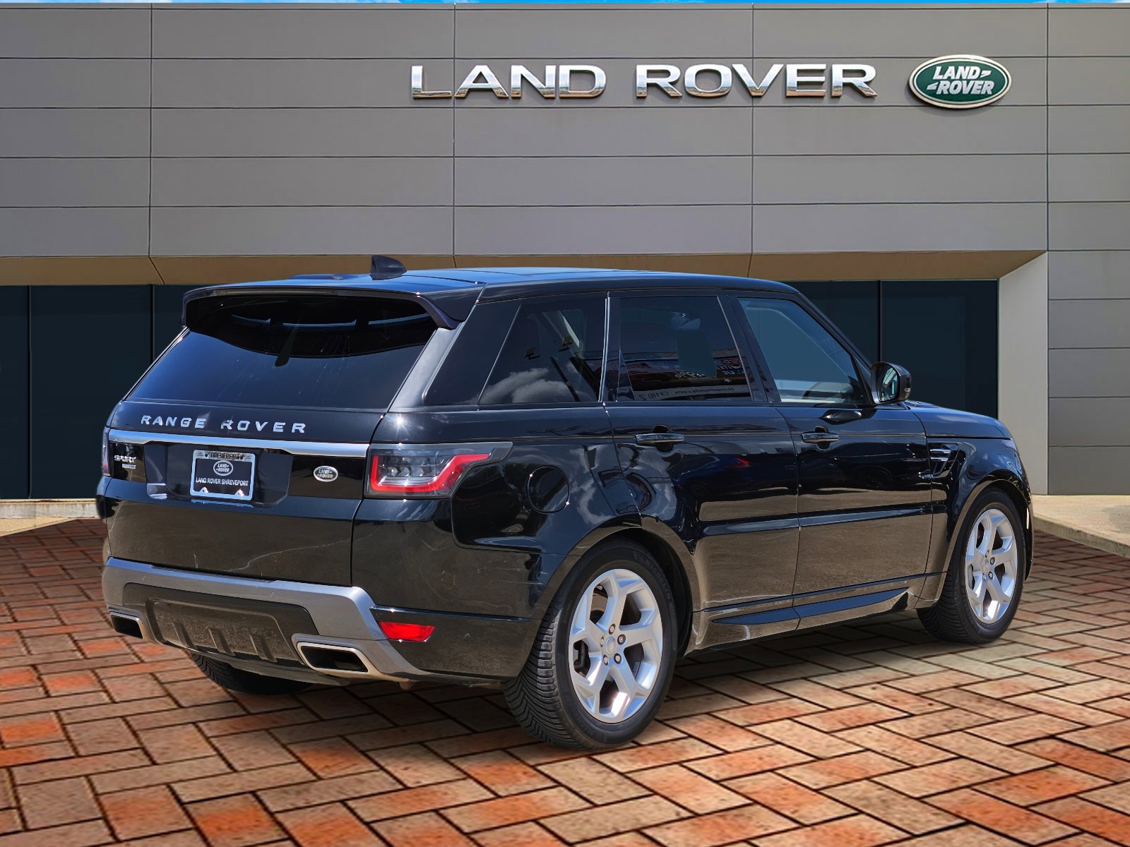 2018 Land Rover Range Rover Sport HSE photo 4