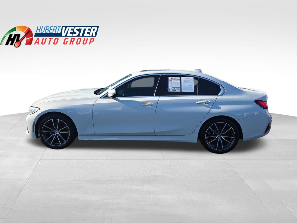2021 BMW 3 Series 330i's photo
