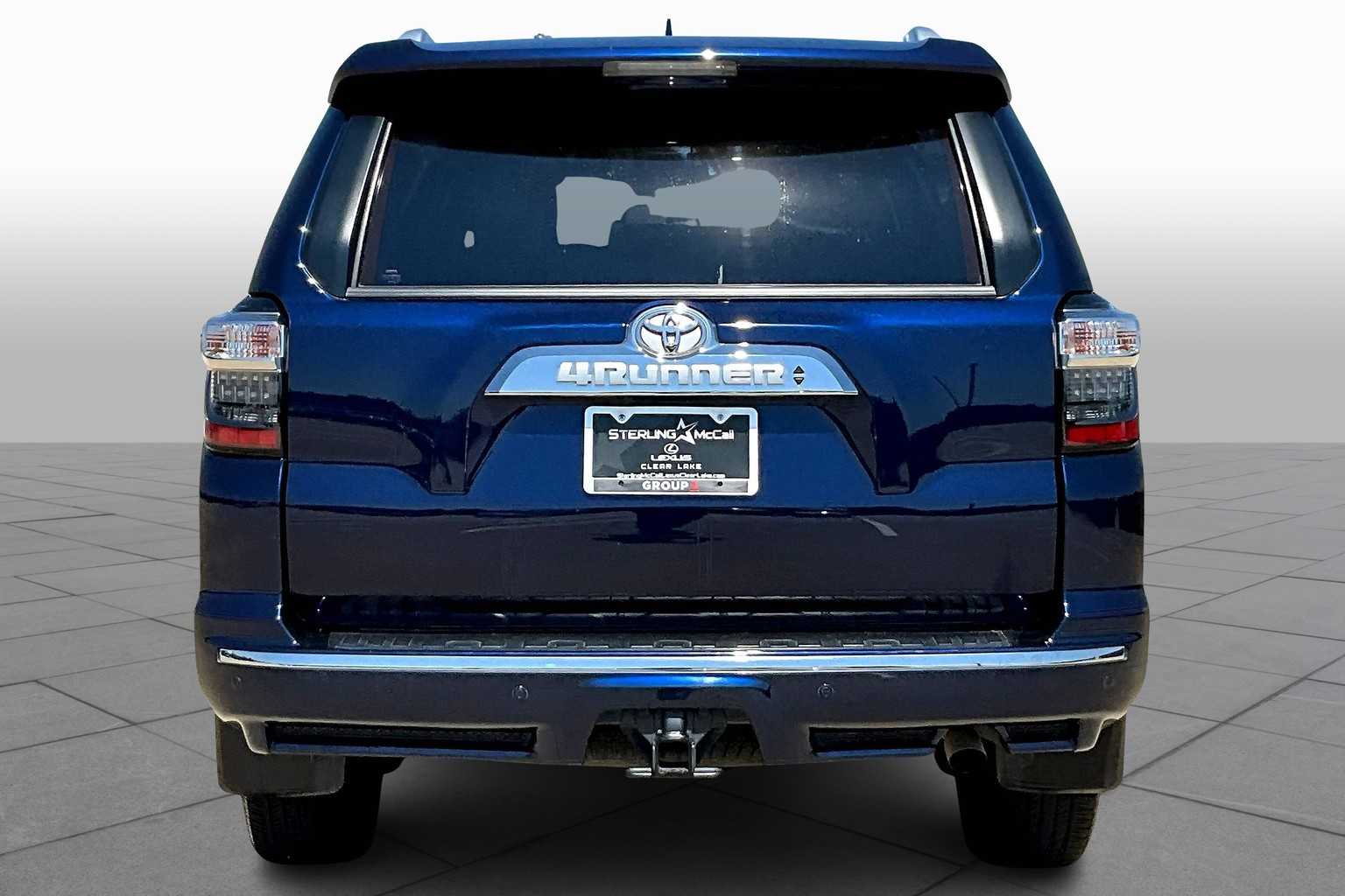 2020 Toyota 4Runner Limited photo 4