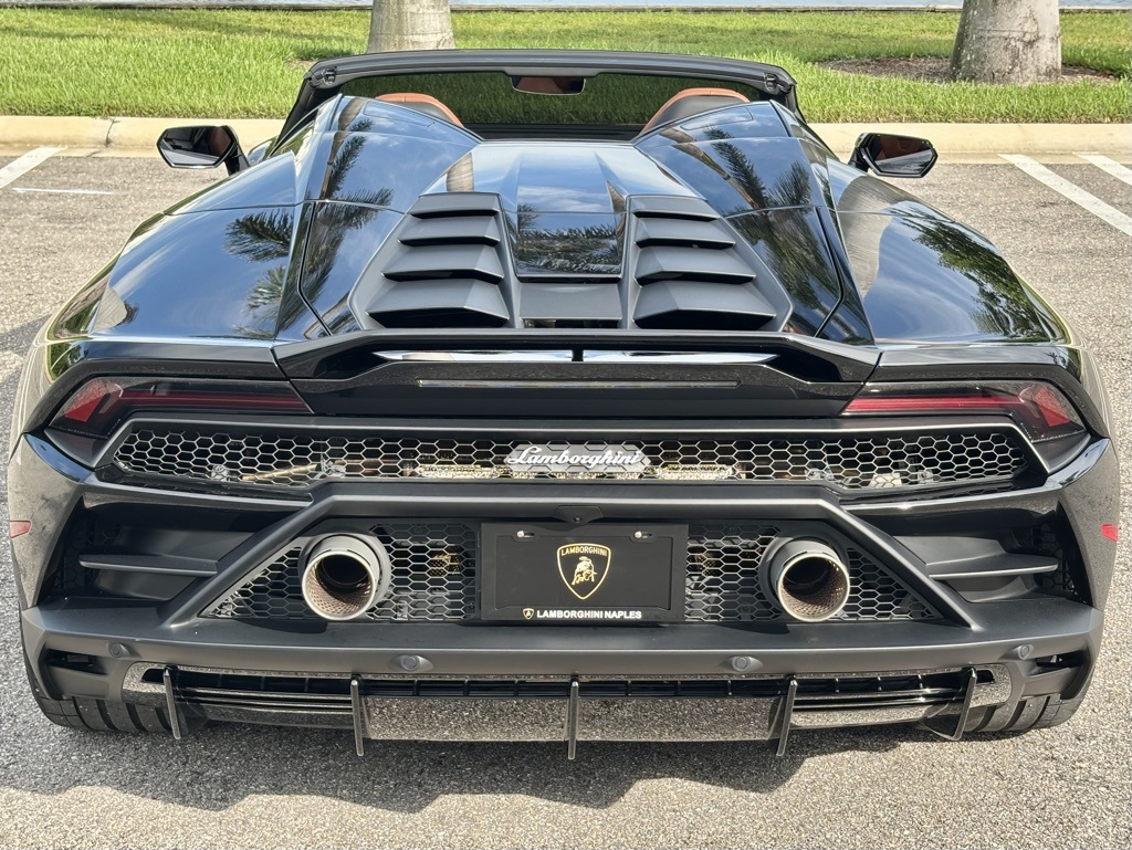 2020 Lamborghini Huracan Evo Base photo 8