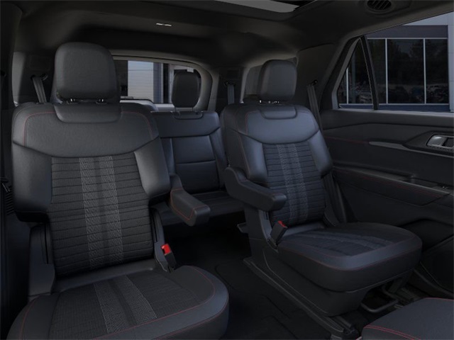 2025 Ford Explorer ST-Line photo 3